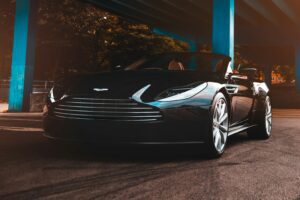 Aston Martin DB11