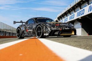 porsche-718-cayman-eperformance-5