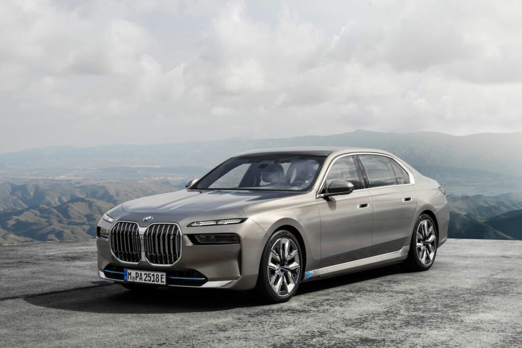 BMW I7