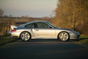 Porsche 911 GT2 Clubsport Side Profile