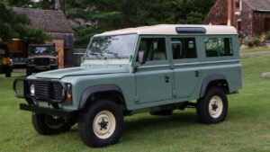 Land Rover Defender 110
