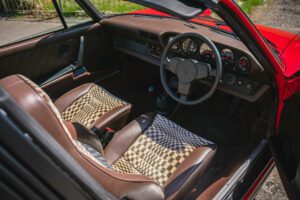 1983 Porsche 911 SC Targa Retro Interior