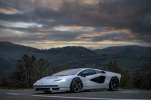 Is Old The New, New? - Lamborghini Countach