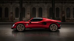 Is Old The New, New? - Alfa Romeo 33 Stradale Side Profile
