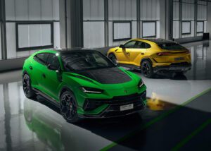 The Best SUV's This Autumn: Electric vs Combustion - Lamborghini Urus Performante