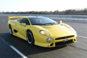 Tom Walkinshaw Racing XJ220S