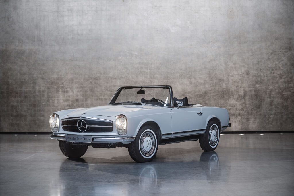 Mercedes Benz SL (W113)